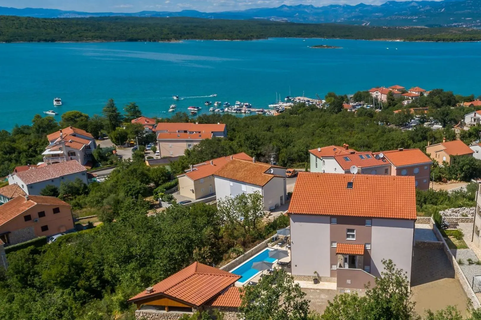 Guest house House Capri With Heated Pool And Sea View Hotel Klimno