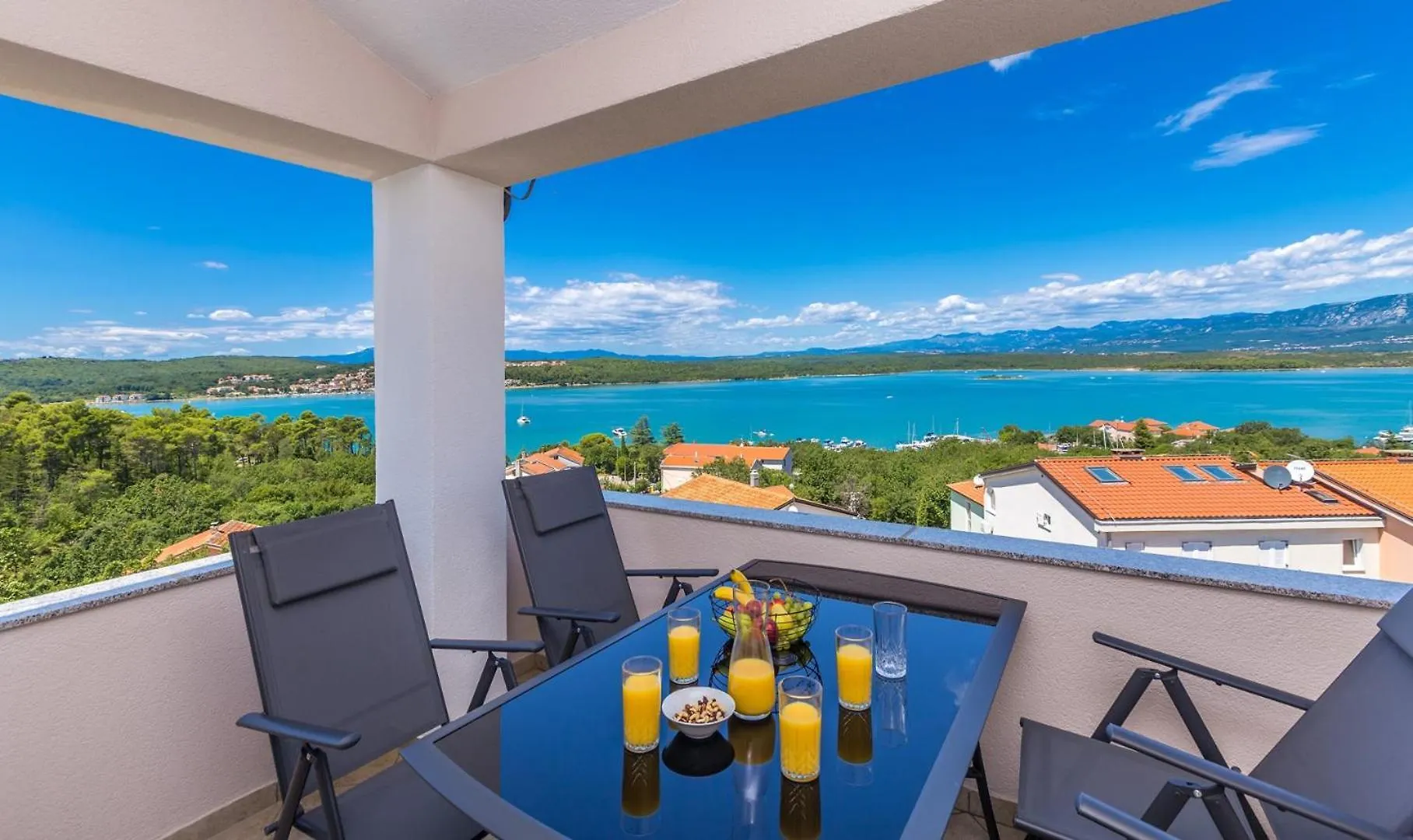 House Capri With Heated Pool And Sea View Hotel Klimno 0*,  Croatia