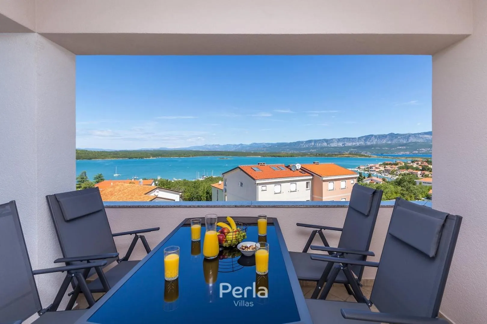 Guest house House Capri With Heated Pool And Sea View Hotel Klimno Croatia